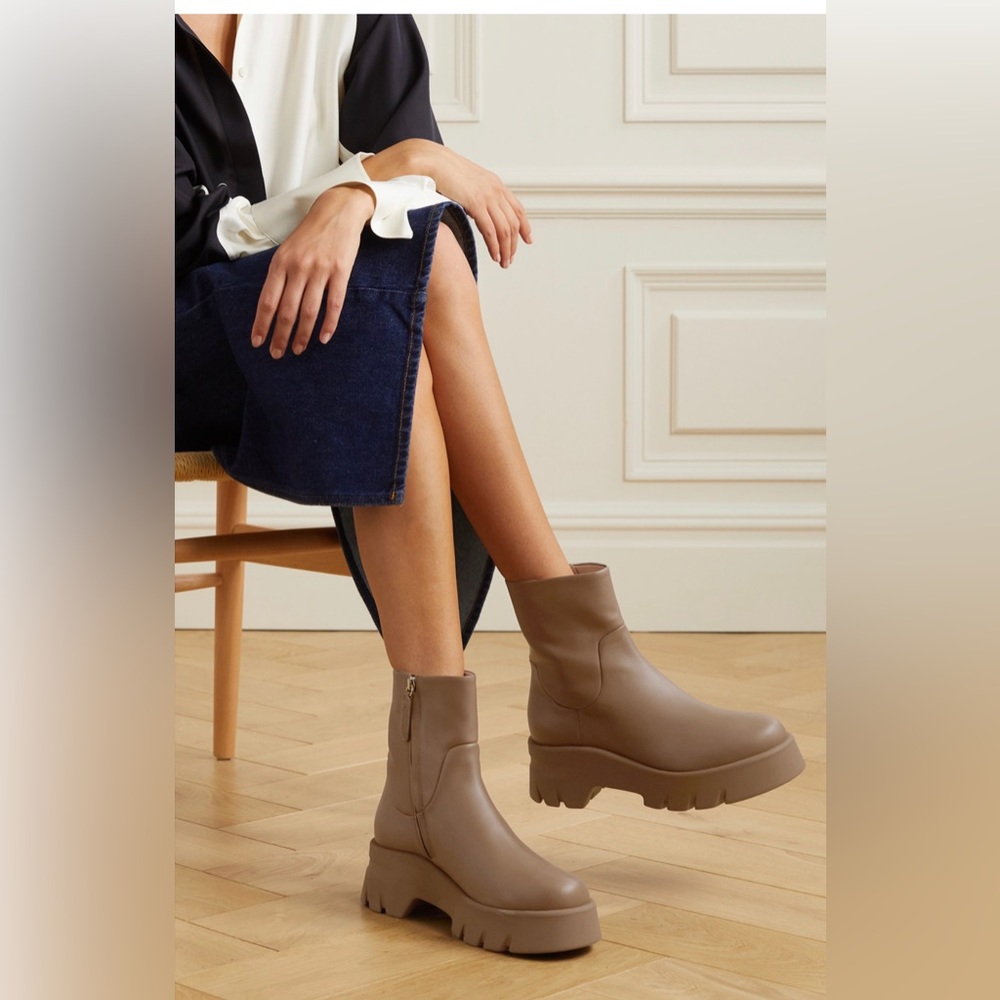 Gianvito Rossi Montey Glove Leather Lug-sole ankle boots Camel SZ 41.5UEU/11US